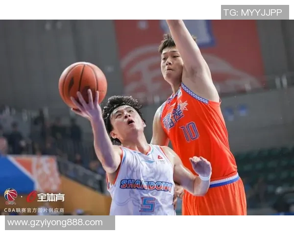 邹阳虽砍下25分10篮板道格拉斯31分助广州加时逆转福建